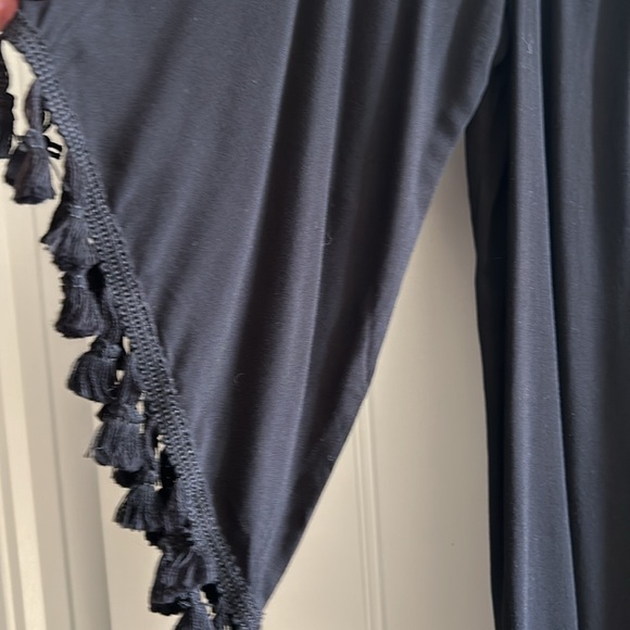 BEAUTIFUL Off the Shoulder Top - Picture 4 of 9